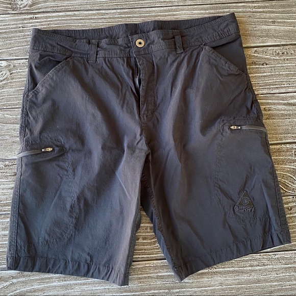 Men's Black Flat Front Cargo Athletic Shorts - Picture 2 of 6